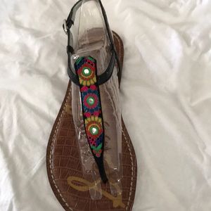 Never worn Sam Edelman GiGi sandals